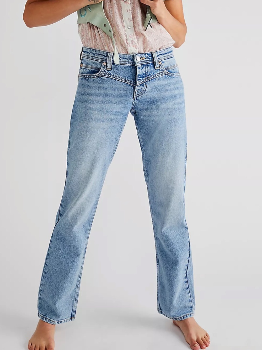 We The Free Shelby Low-Rise Boyfriend Jeans Size 25